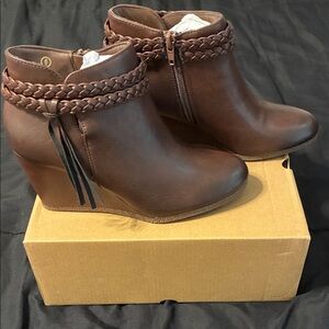 🎀 Ankle Boots w/ Braids 🎀